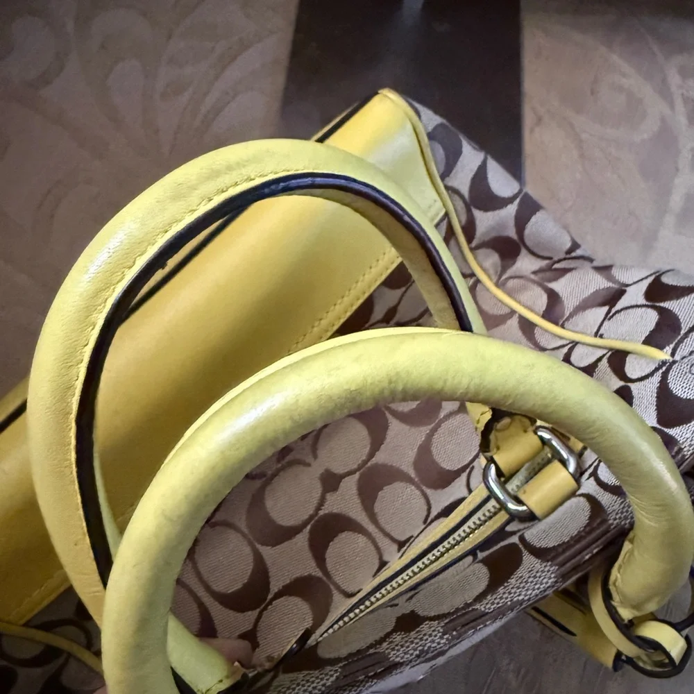 Coach F48879 Signature Mini Tanner shoulder bag in coach canvas/yellow leather - Picture 10 of 16